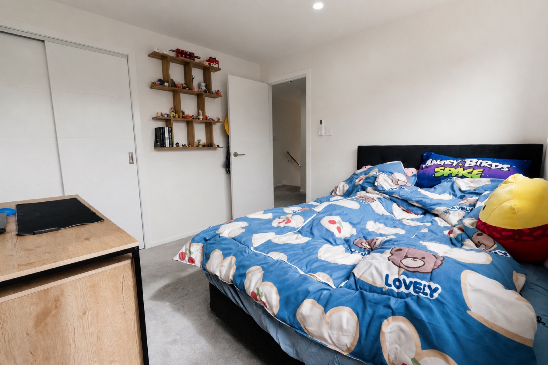 Bedroom at 18D Pinewood Street, Avondale